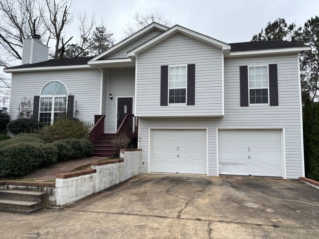 property at 135 Lee Road 2009