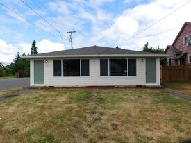 2515-2517-2517 Lee St SE in Salem, OR - Building Photo