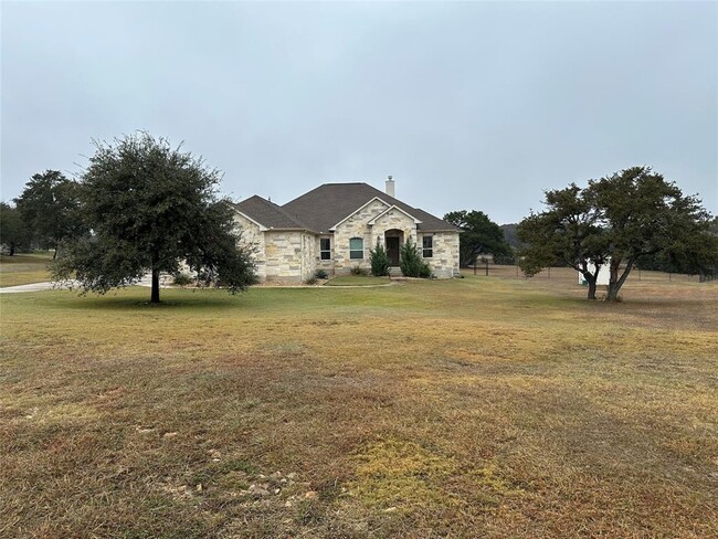 124 Sunrise Cir in Liberty Hill, TX - Building Photo - Building Photo