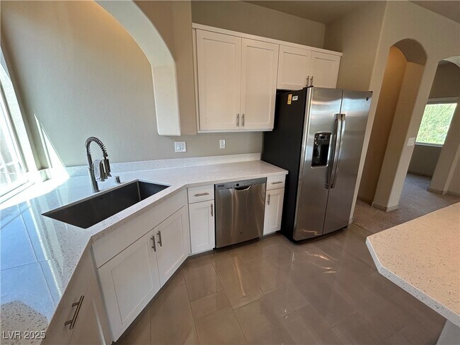 property at 9805 Fox Estate St