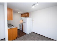 2616 Harriet Ave photo'