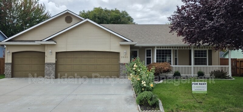 2903 N Rough Stone Way in Meridian, ID - Building Photo