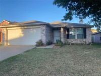 9208 Delano Ct in Fort Worth, TX - Foto de edificio - Building Photo