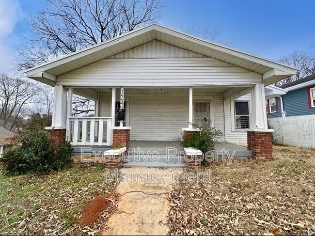 property at 1249 Waverly St