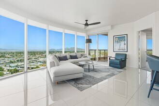 322 E Karen Ave in Las Vegas, NV - Building Photo - Building Photo