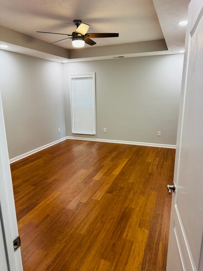 property at 560 Old Humboldt Rd