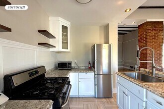 1013 E 96th St in Brooklyn, NY - Building Photo - Building Photo