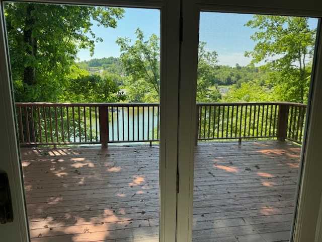 348 River Rd in Bluff City, TN - Foto de edificio - Building Photo