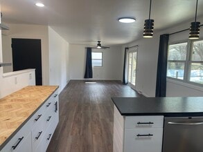 2727 Florann Dr in Fitchburg, WI - Building Photo - Building Photo