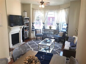 46 Lee Ave in Newport, RI - Building Photo - Building Photo