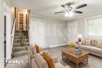 3003 Falcon Bridge Dr in Columbus, OH - Building Photo - Building Photo