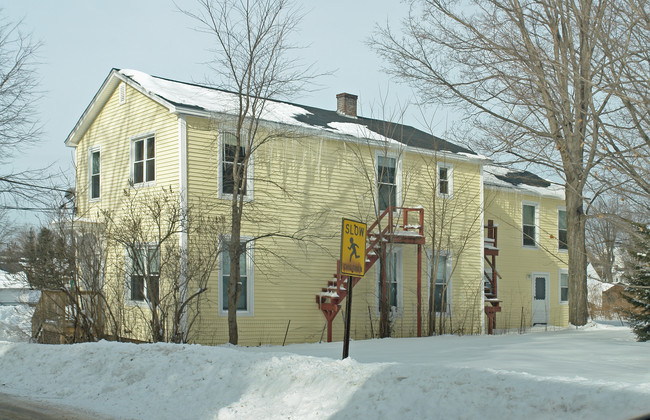 24 Oak St in Lisbon, ME - Building Photo - Building Photo