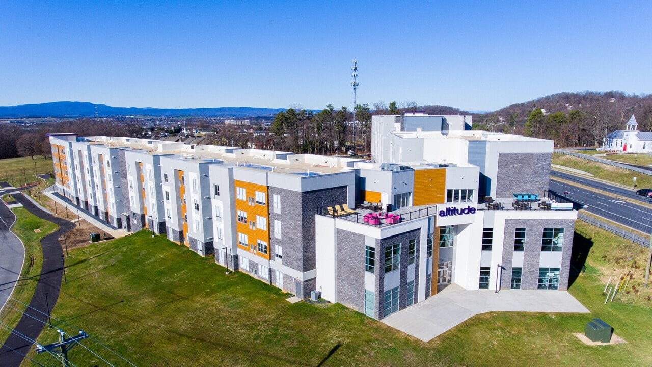 The Altitude in Harrisonburg, VA - Building Photo