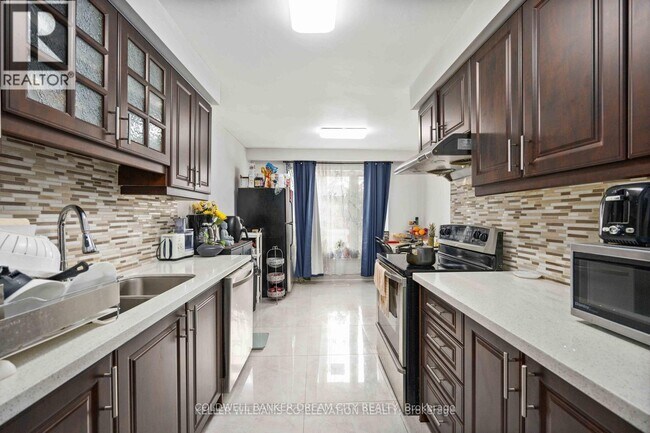 3073 Ireson Ct in Mississauga, ON - Building Photo - Building Photo