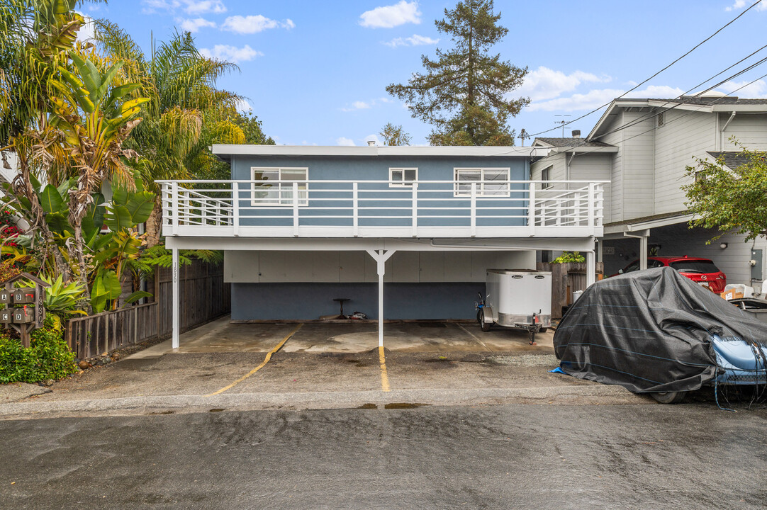 1830 48th Ave in Capitola, CA - Building Photo