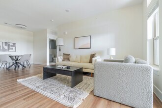 1501 W Howard Ln, Unit SI FL1-ID363 in Austin, TX - Foto de edificio - Building Photo