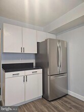 11315 Commonwealth Dr-Unit -202 in Rockville, MD - Building Photo - Building Photo