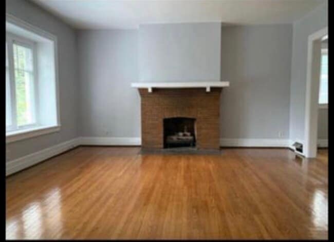 364 Woodward Ave in Buffalo, NY - Foto de edificio - Building Photo