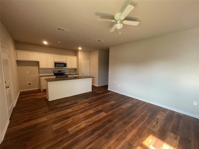 2915 Peony Dr in Sherman, TX - Building Photo - Building Photo