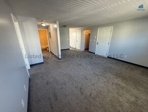 280 Dover St in Fall River, MA - Building Photo - Building Photo