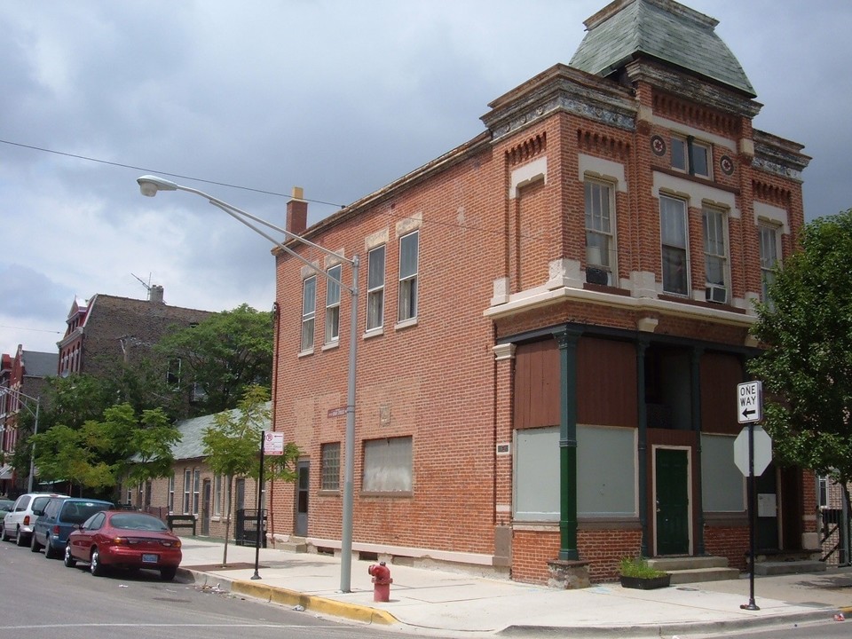 1824 S Throop St in Chicago, IL - Building Photo