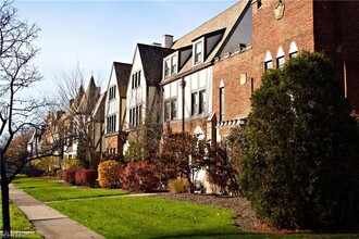 2910 Ludlow Rd-Unit -2 in Cleveland, OH - Building Photo - Building Photo
