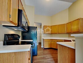 8749 Trumpeter Dr in Indianapolis, IN - Building Photo - Building Photo