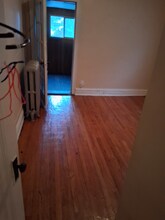 8028 S Jeffery Blvd in Chicago, IL - Building Photo - Building Photo