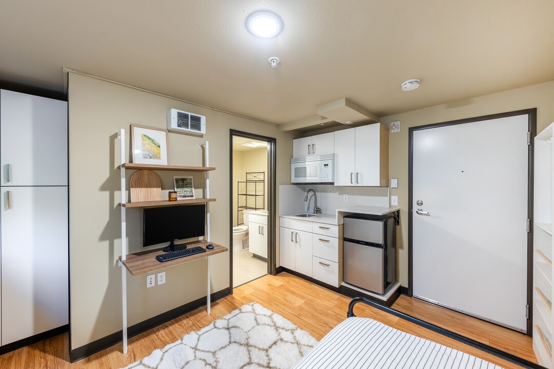 Aubrey Studios in Seattle, WA - Building Photo