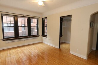 4333 N Wolcott Ave, Unit 6C in Chicago, IL - Building Photo - Building Photo