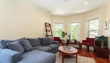 148 Albion St, Unit 7 in Somerville, MA - Building Photo - Building Photo