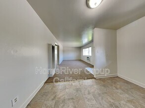 23 Arcade Blvd in Sacramento, CA - Building Photo - Building Photo