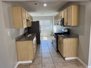 915 Latil St in Long Beach, MS - Building Photo - Building Photo