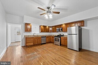 3452 Sunnyside Ave in Philadelphia, PA - Building Photo - Building Photo