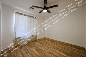 7323 E Indigo St in Mesa, AZ - Building Photo - Building Photo