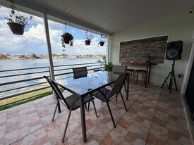 2603 W 60th Pl in Hialeah, FL - Building Photo