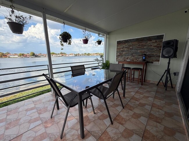 property at 2603 W 60th Pl