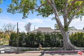 4958 Arcola Ave in Los Angeles, CA - Building Photo - Building Photo
