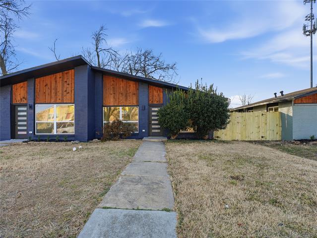 property at 1721 R Avenue
