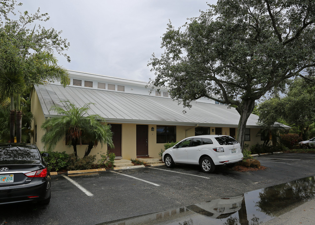 Fusion Gardens Condominiums in Fort Lauderdale, FL - Building Photo