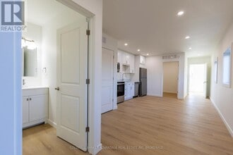 429 Sugarloaf St in Port Colborne, ON - Building Photo - Building Photo