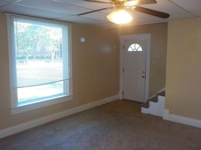 property at 115 W 4th St