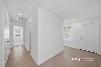 10814 Red Orchid Dr in Houston, TX - Building Photo - Building Photo