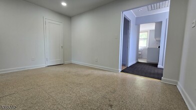 38 Newark Pompton Turnpike in Little Falls, NJ - Building Photo - Building Photo