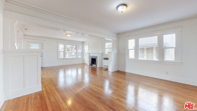 1436 S Norton Ave in Los Angeles, CA - Building Photo - Building Photo