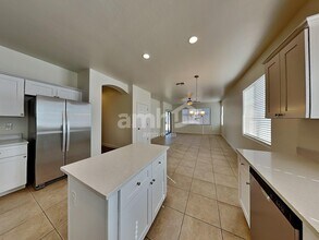 8854 W Northview Ave in Glendale, AZ - Building Photo - Building Photo