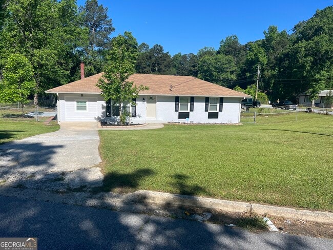 2875 Carriage Ln in College Park, GA - Building Photo - Building Photo