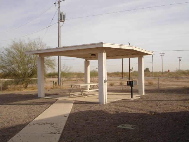 4215 N Granada Dr in Eloy, AZ - Foto de edificio - Building Photo