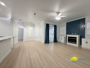 504 Fallin Waters Dr in Mary Esther, FL - Building Photo - Building Photo