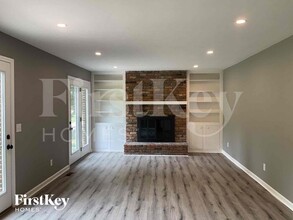 816 Broadview Dr in Fairfield, OH - Foto de edificio - Building Photo
